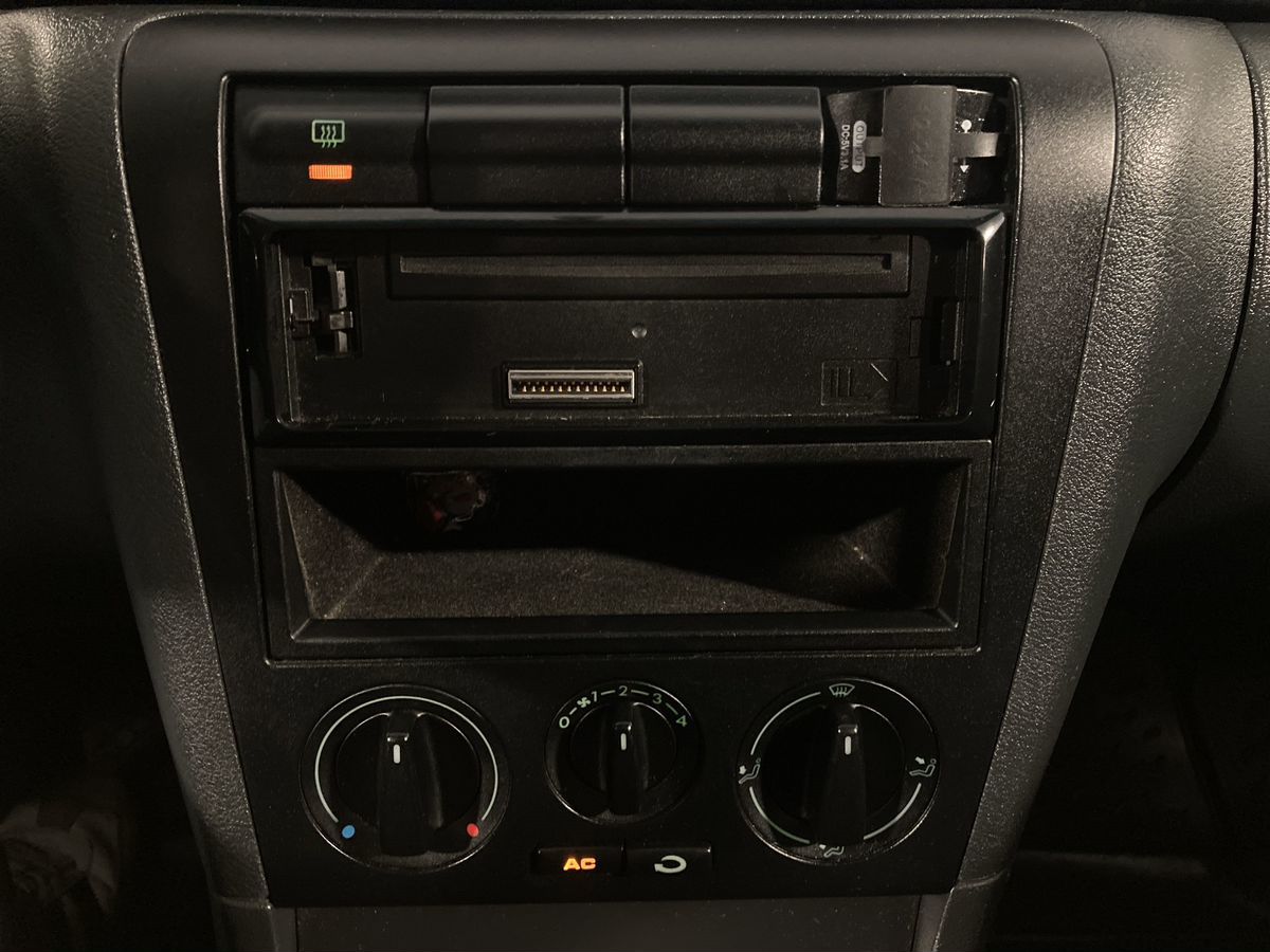 Skoda Octavia 999 2010 г.в., 257 430 км.