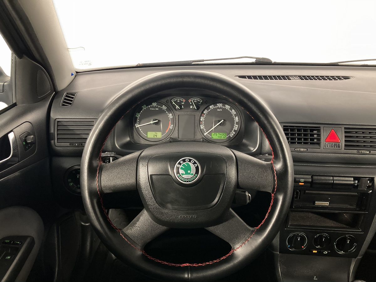 Skoda Octavia 999 2010 г.в., 257 430 км.
