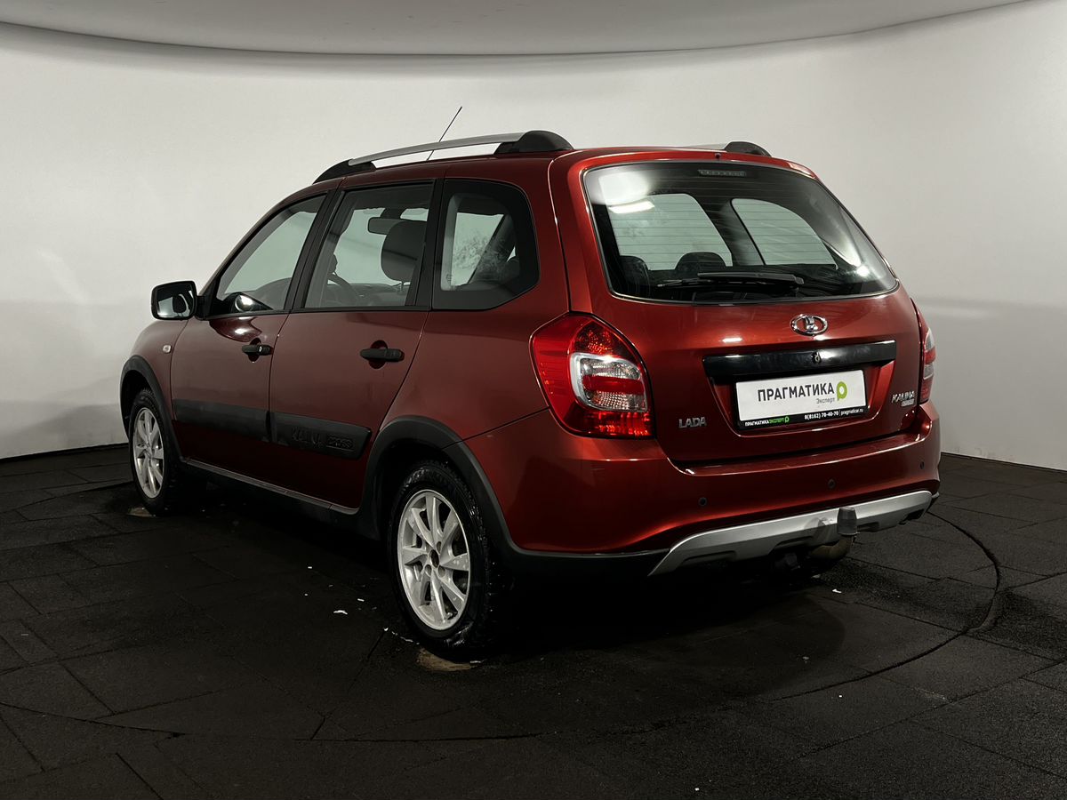 Lada Kalina Luxe 21947-52-С51/C50 2017 г.в., 60 000 км.
