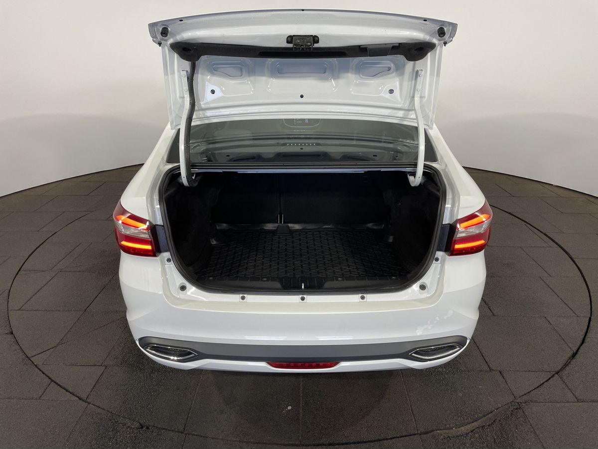 Lada Vesta 999 2024 г.в., 15 698 км.