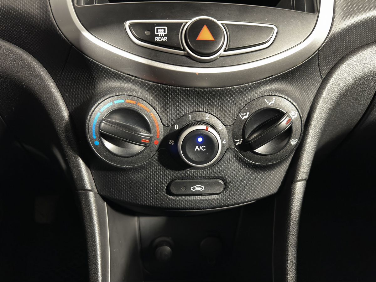 Hyundai Solaris Classic 2011 г.в., 140 526 км.