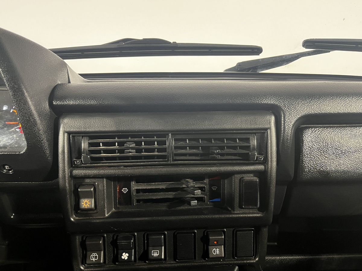 Lada 2121 (4x4) Люкс (2016-2017) 2018 г.в., 81 200 км.