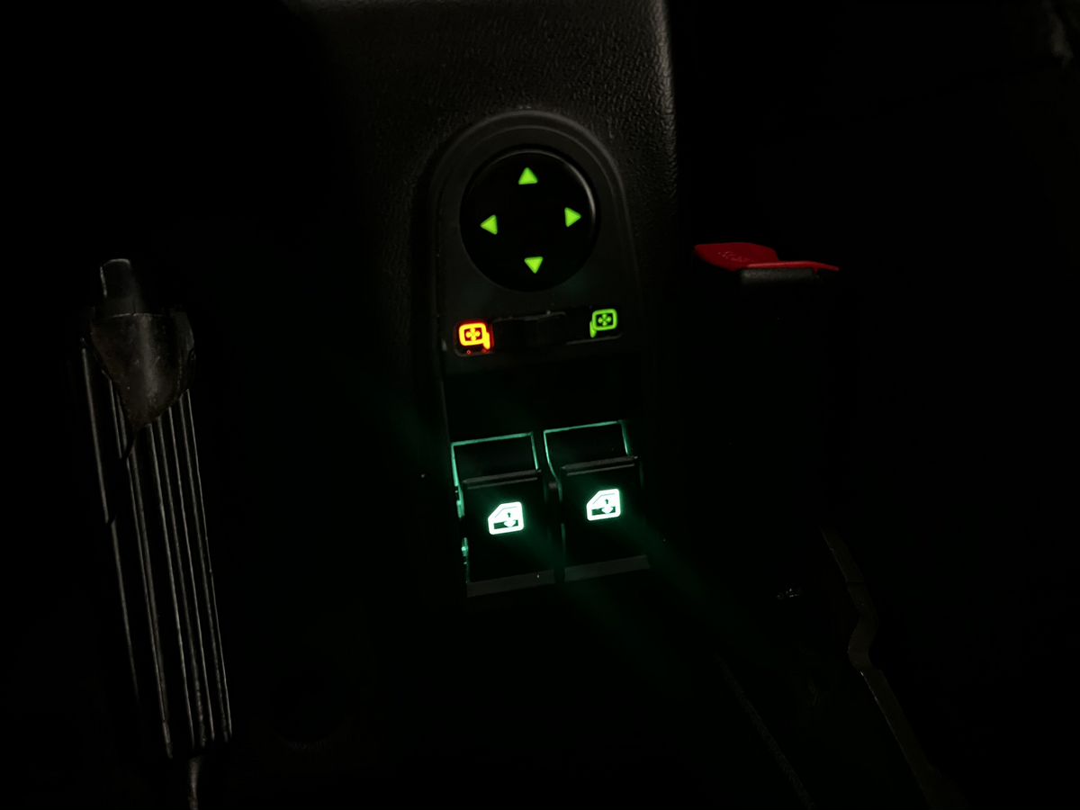 Lada 2121 (4x4) Люкс (2016-2017) 2018 г.в., 81 200 км.