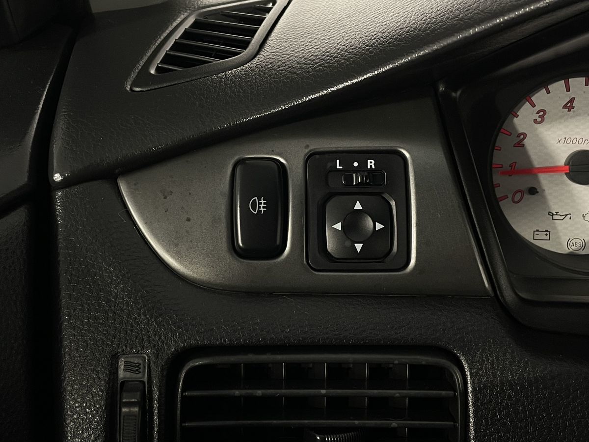 Mitsubishi Lancer 999 2006 г.в., 298 000 км.