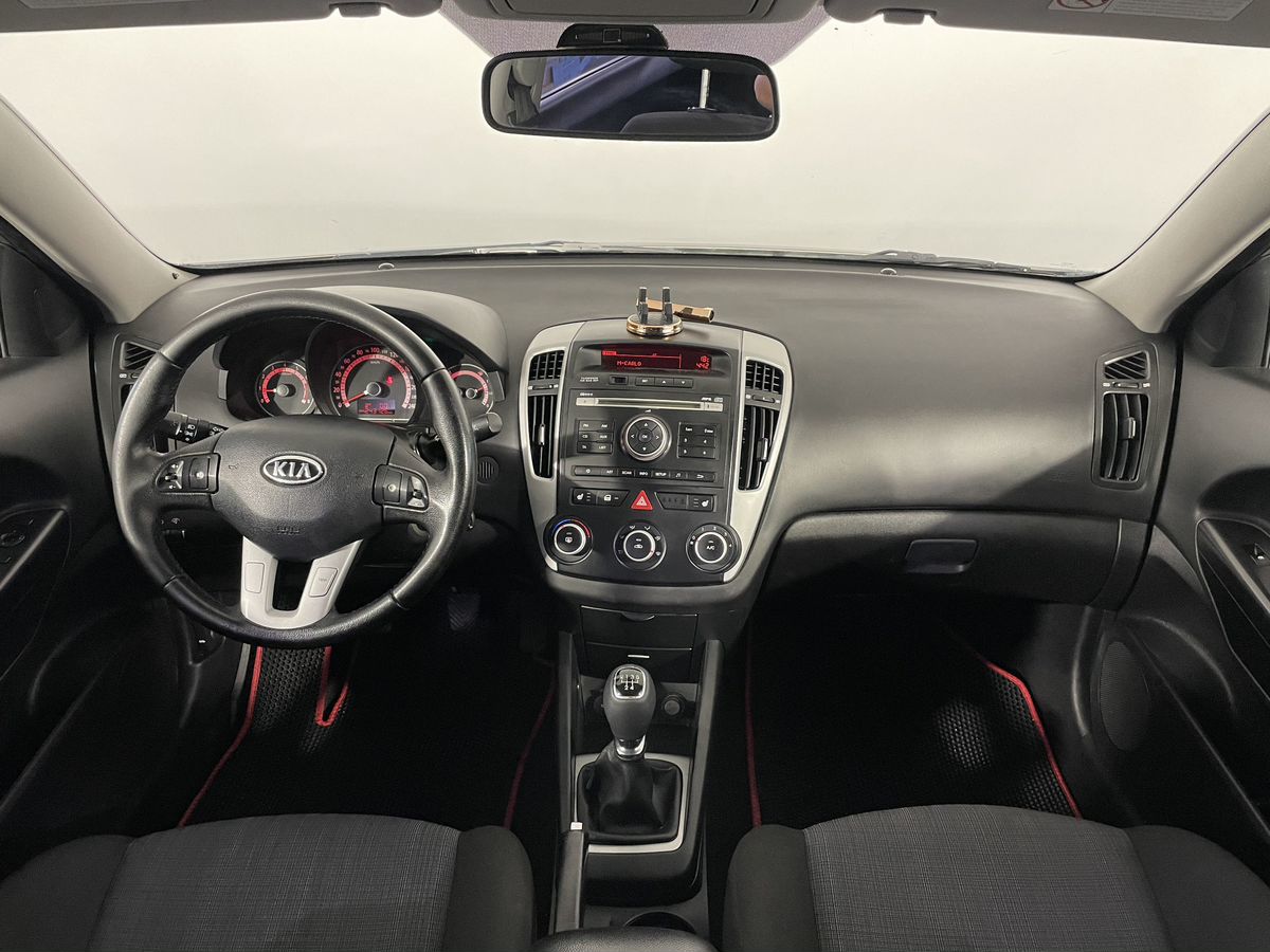 Kia Ceed Luxe 2010 г.в., 243 126 км.