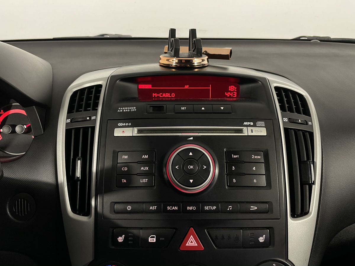 Kia Ceed Luxe 2010 г.в., 243 126 км.