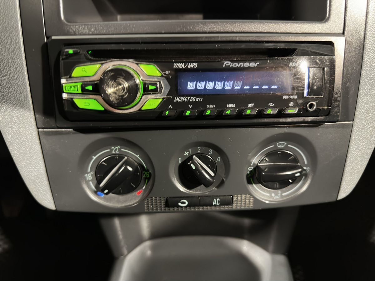 Skoda Fabia 999 2002 г.в., 332 000 км.