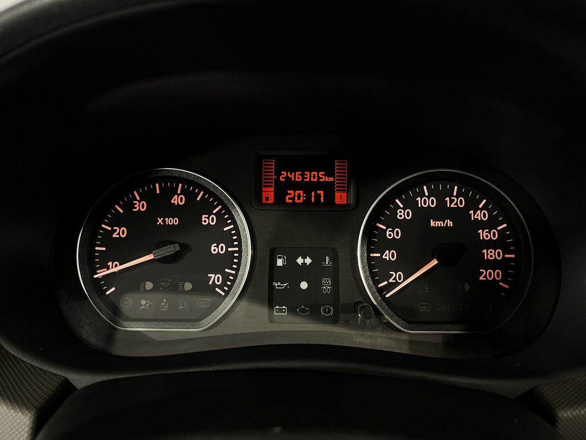 Renault Logan Silverline 2012 г.в., 246 305 км.