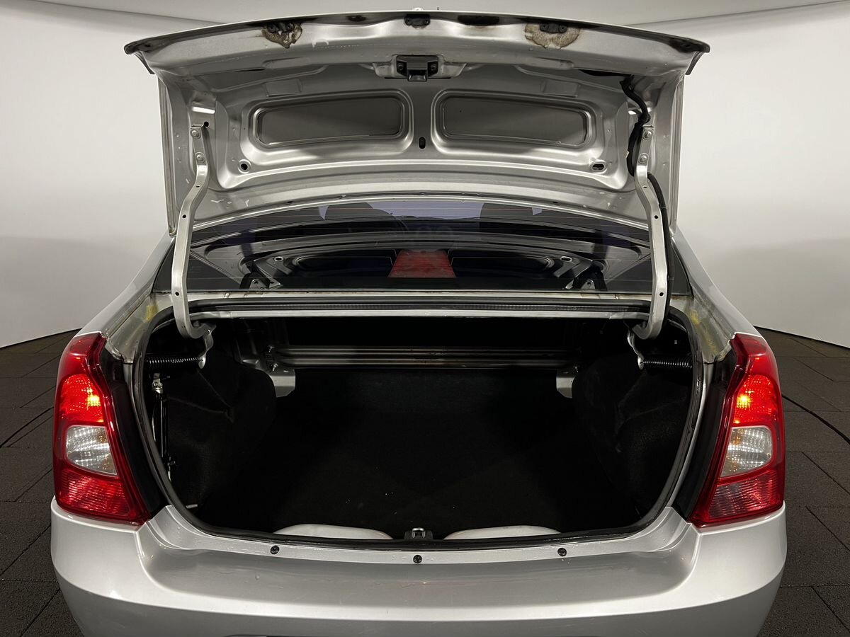 Renault Logan Silverline 2012 г.в., 246 305 км.