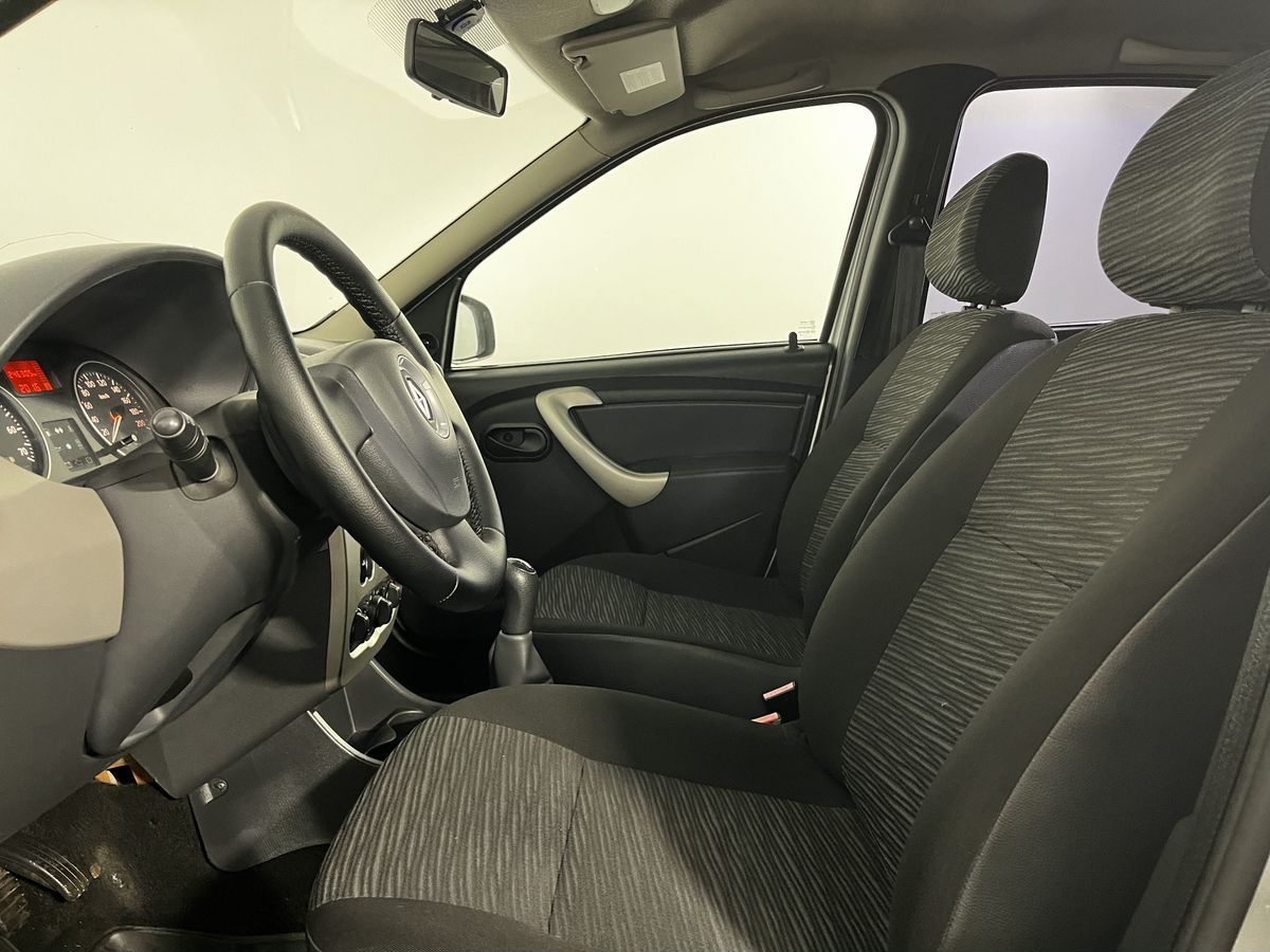 Renault Logan Silverline 2012 г.в., 246 305 км.