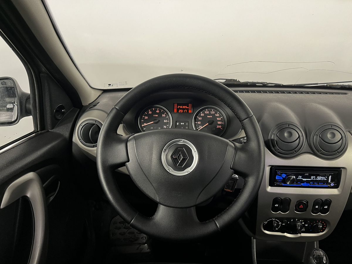 Renault Logan Silverline 2012 г.в., 246 305 км.