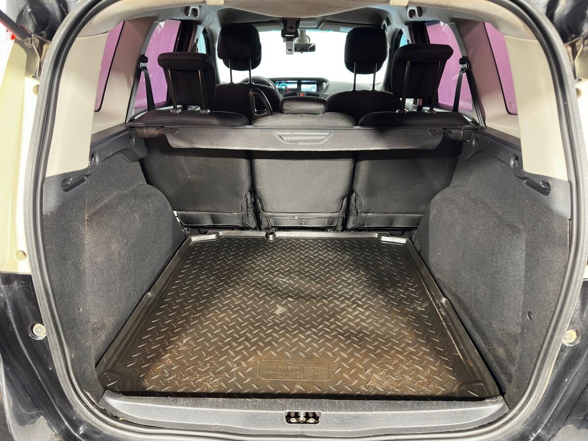 Renault Scenic 999 2011 г.в., 202 000 км.