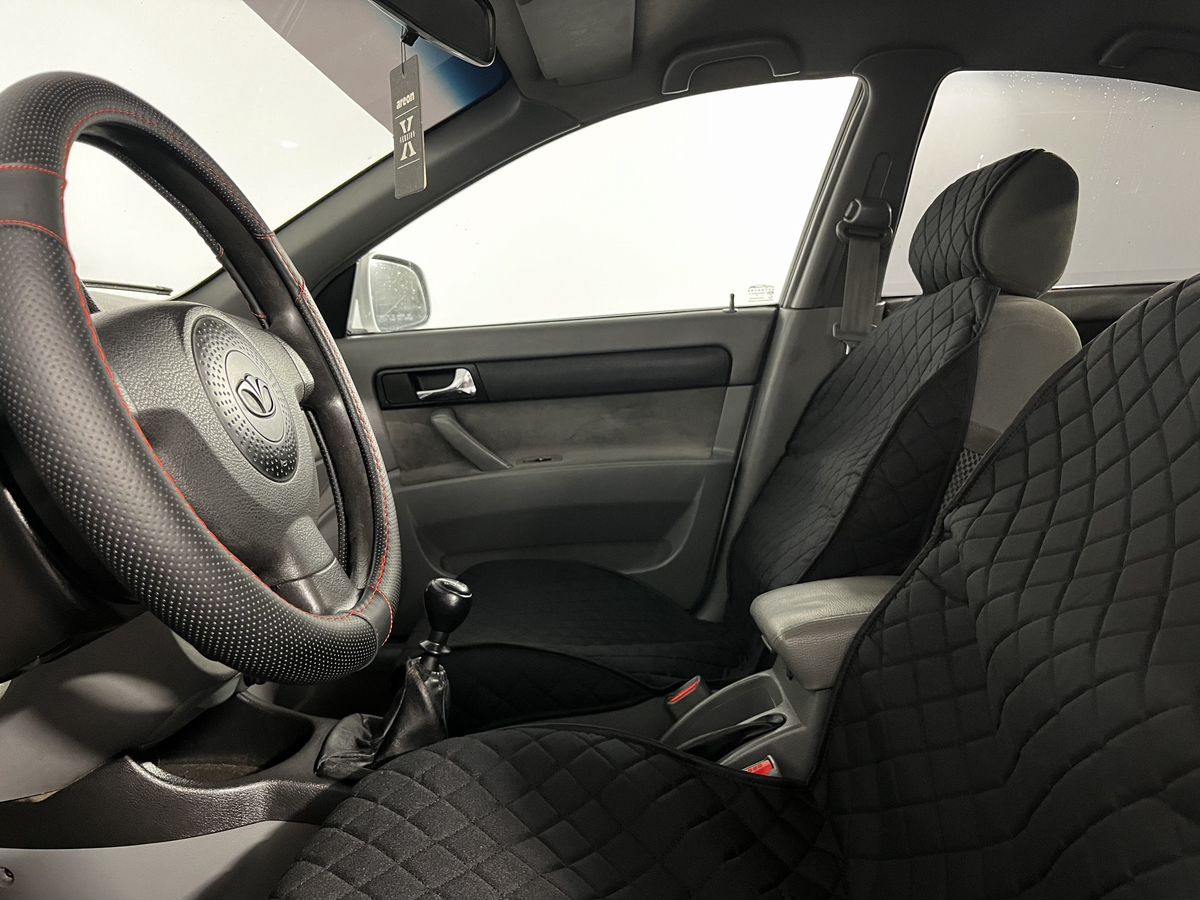 Daewoo Gentra 999 2014 г.в., 205 710 км.