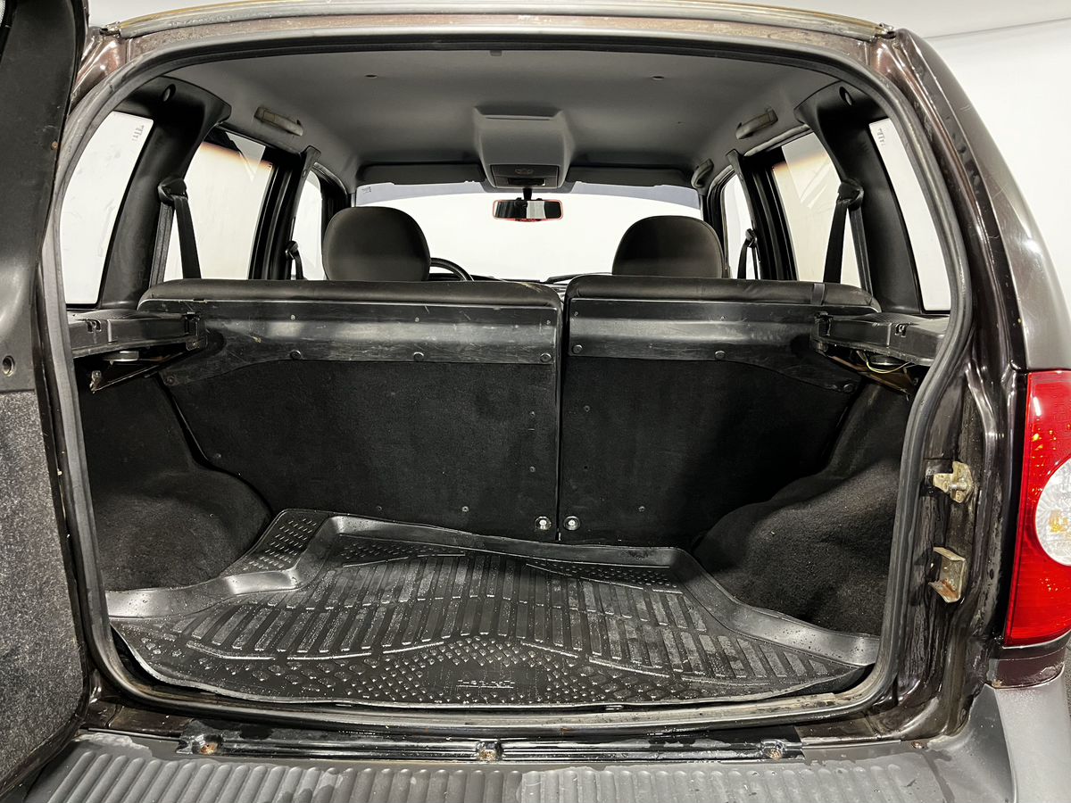 Chevrolet Niva LE 2010 г.в., 195 000 км.