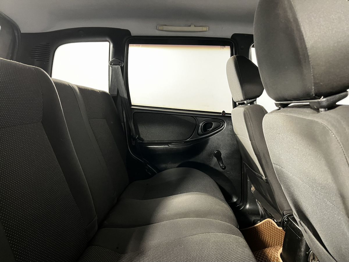 Chevrolet Niva LE 2010 г.в., 195 000 км.