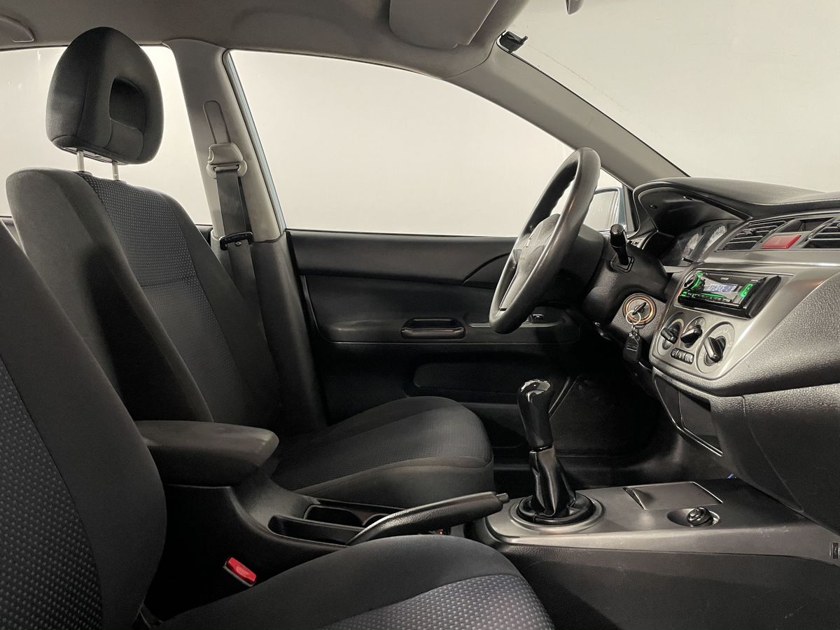 Mitsubishi Lancer 999 2007 г.в., 283 190 км.