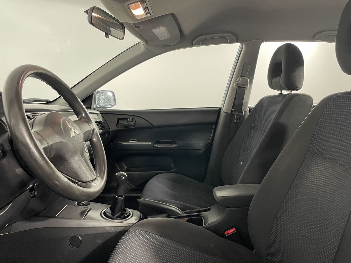 Mitsubishi Lancer 999 2007 г.в., 283 190 км.