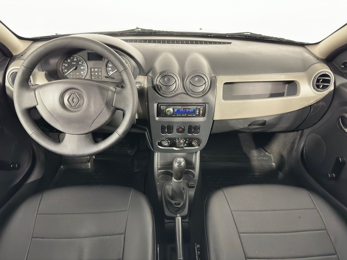 Renault Sandero Expression 2012 г.в., 283 845 км.