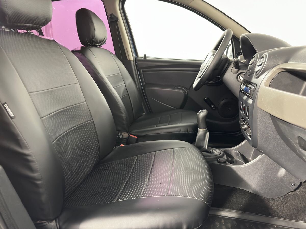 Renault Sandero Expression 2012 г.в., 283 845 км.