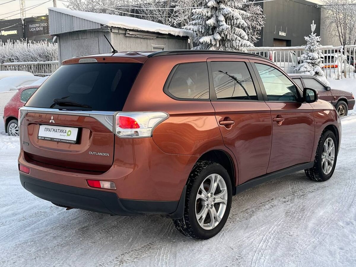 Mitsubishi Outlander Instyle 2012 г.в., 264 000 км.