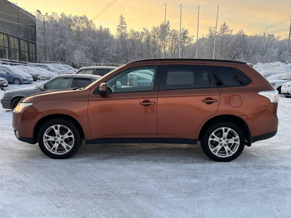 Mitsubishi Outlander Instyle 2012 г.в., 264 000 км.