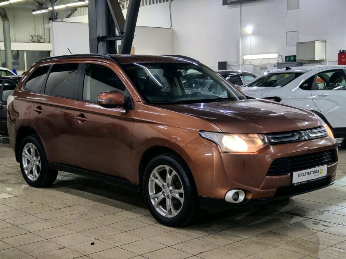 Mitsubishi Outlander Instyle 2012 г.в., 264 000 км.