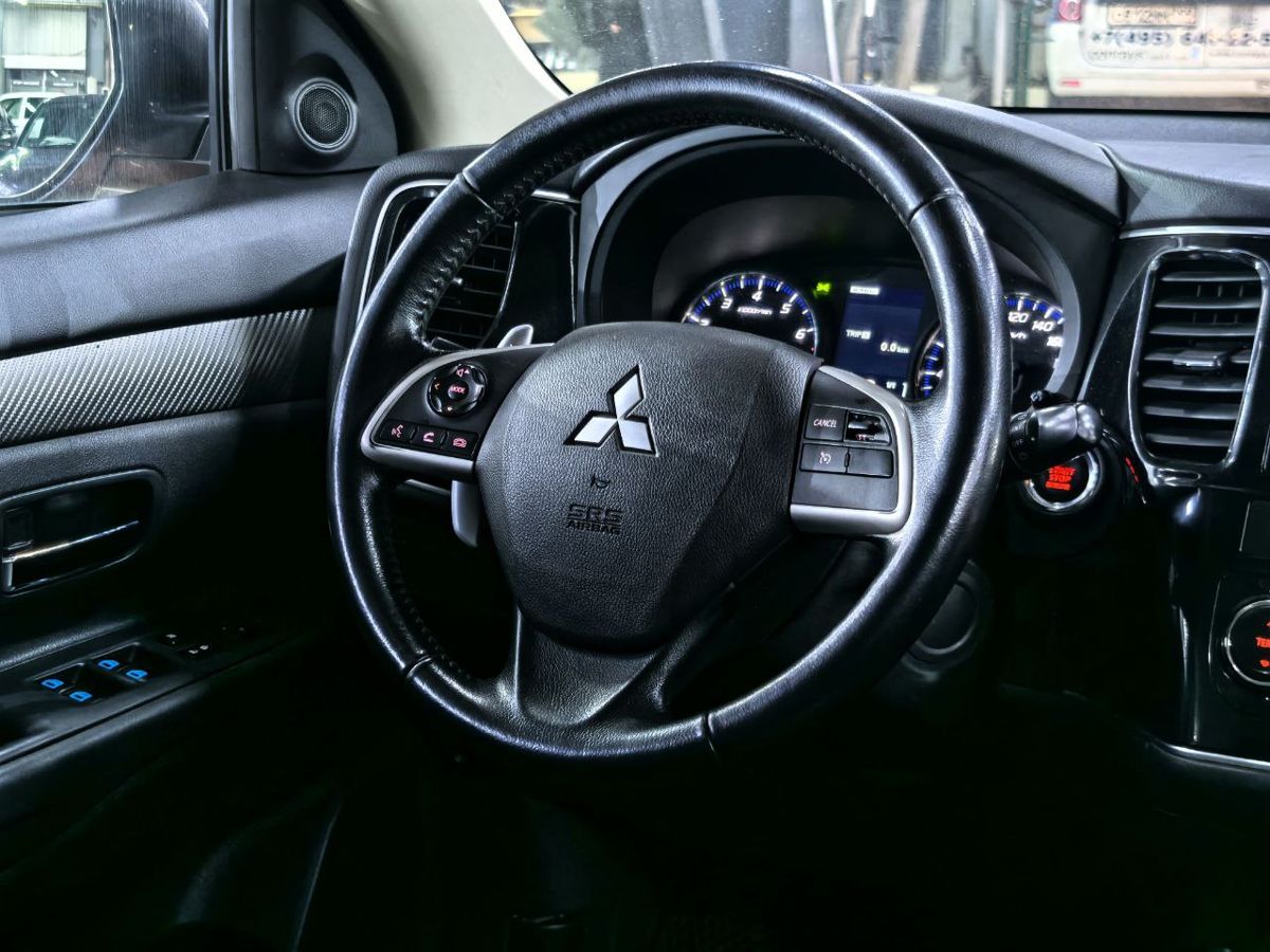 Mitsubishi Outlander Instyle 2012 г.в., 264 000 км.