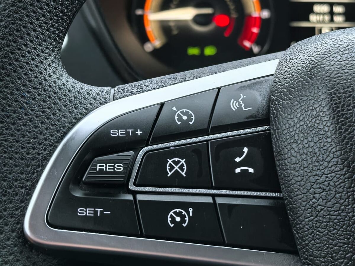 Lada Vesta Life'24 (без ESP) 2025 г.в., 8 026 км.