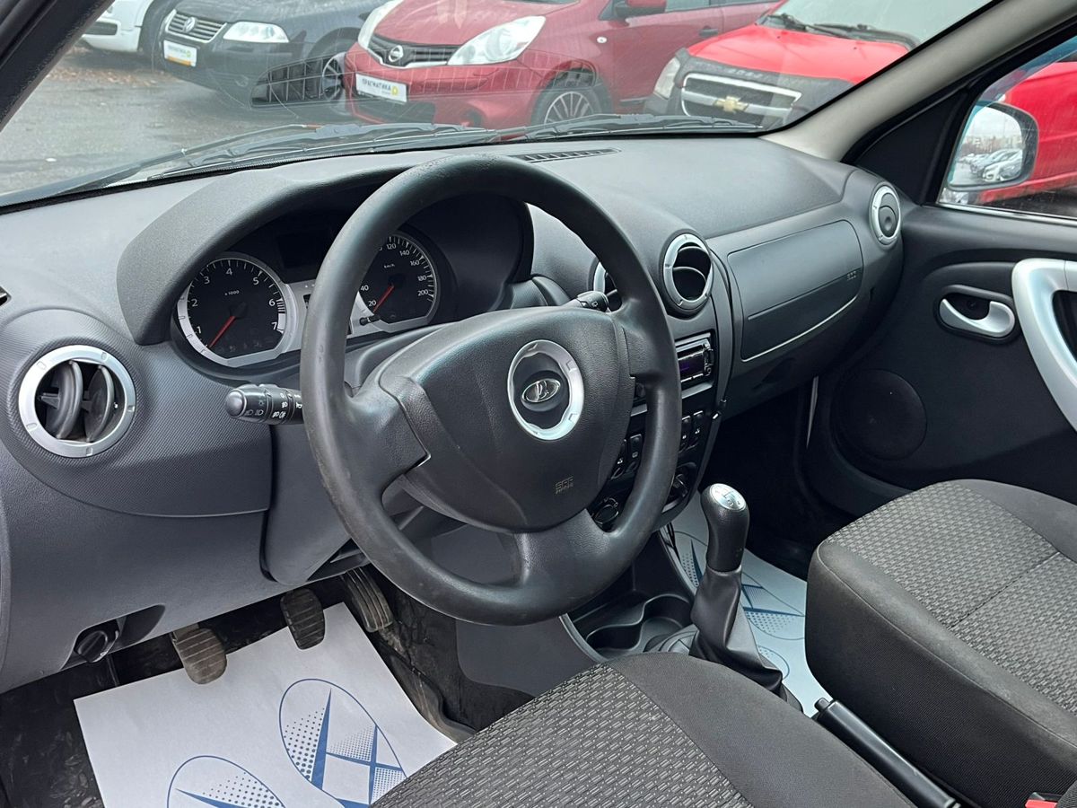 Lada Largus 999 2014 г.в., 123 500 км.