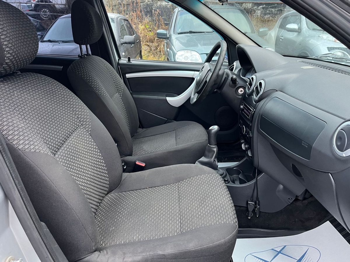 Lada Largus 999 2014 г.в., 123 500 км.