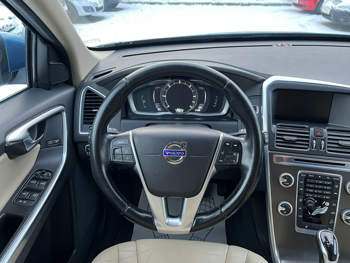Volvo XC60 999 2014 г.в., 176 300 км.