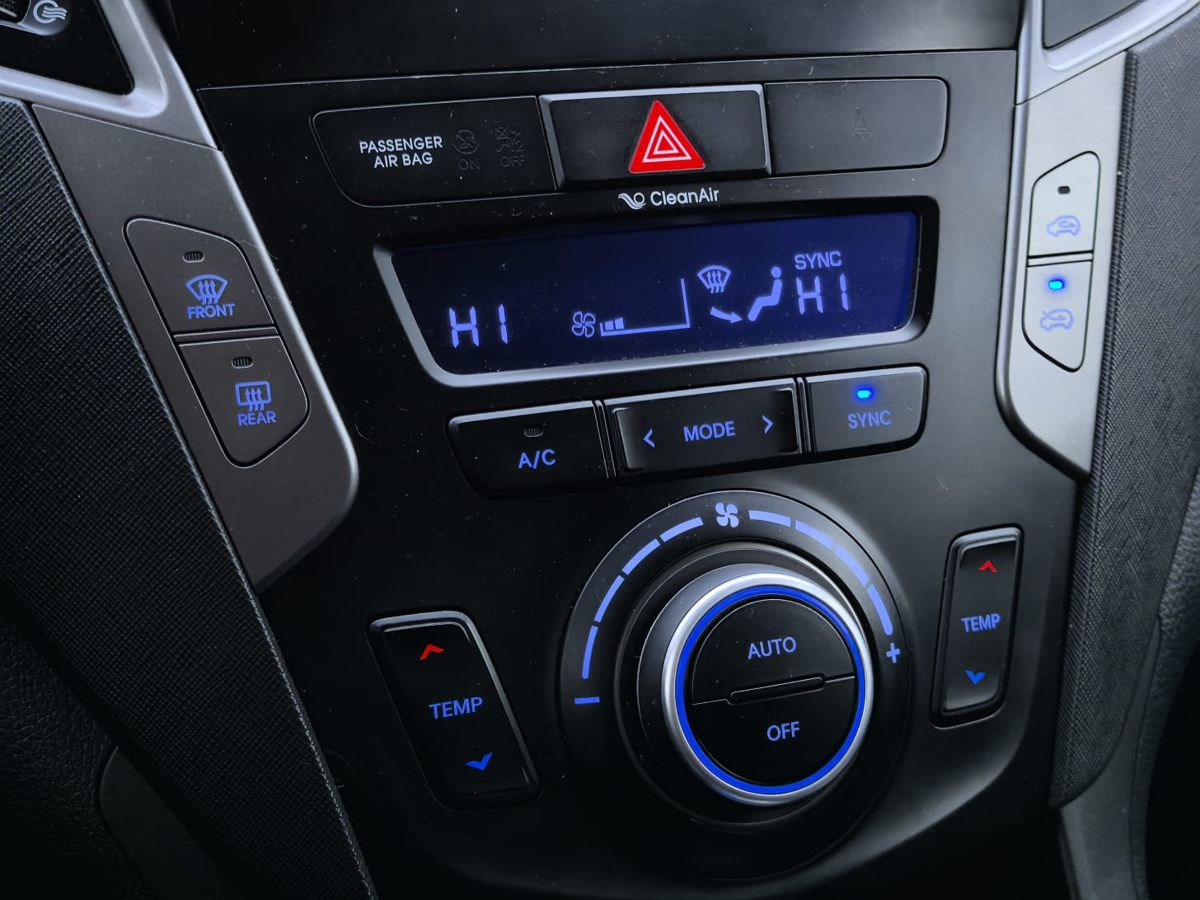 Hyundai Santa Fe Dynamic 2016 г.в., 105 306 км.