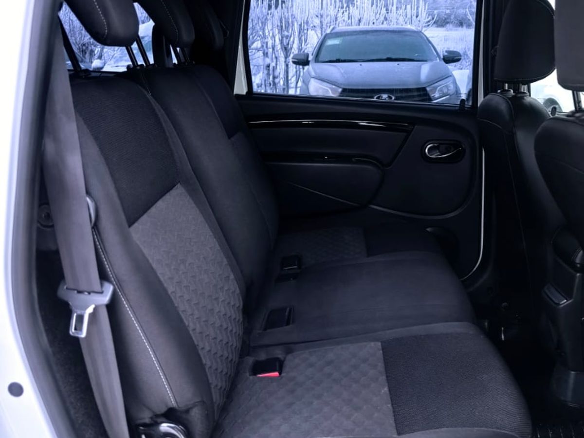 Lada Largus Comfort 5 мест Multimedia 2021 г.в., 156 194 км.