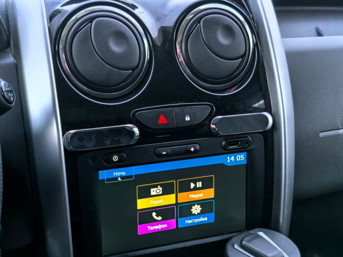 Lada Largus Comfort 5 мест Multimedia 2021 г.в., 156 194 км.