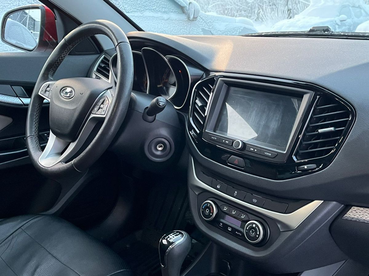 Lada Vesta Luxe Prestige (2019-2021) 2021 г.в., 109 543 км.