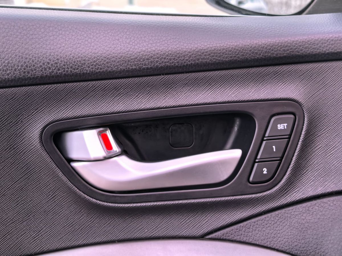 Hyundai Santa Fe Dynamic 2016 г.в., 147 500 км.