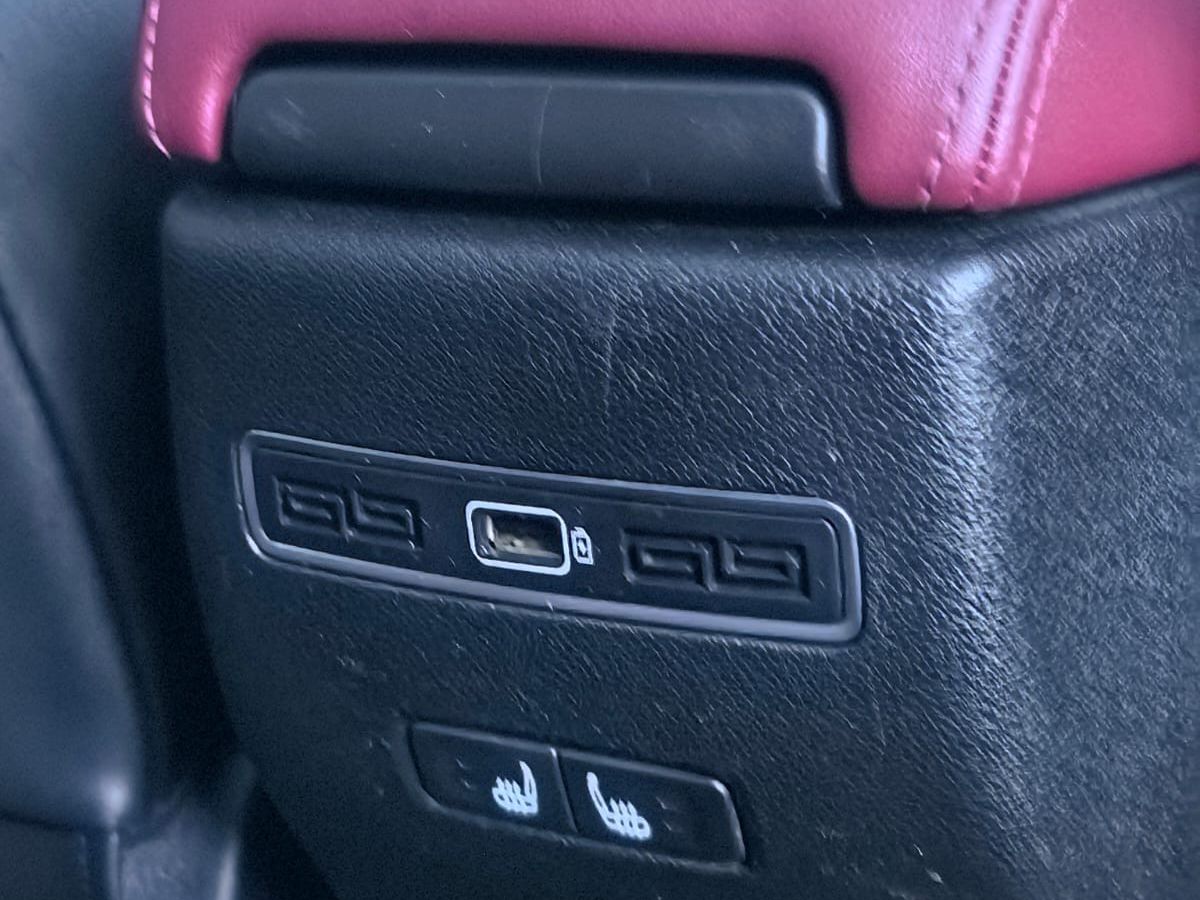 Geely Coolray Comfort 2023 г.в., 53 100 км.