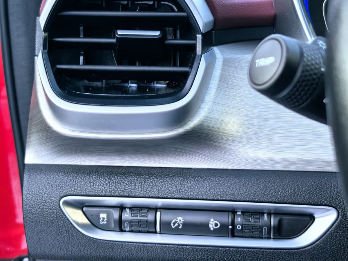 Geely Coolray Comfort 2023 г.в., 53 100 км.