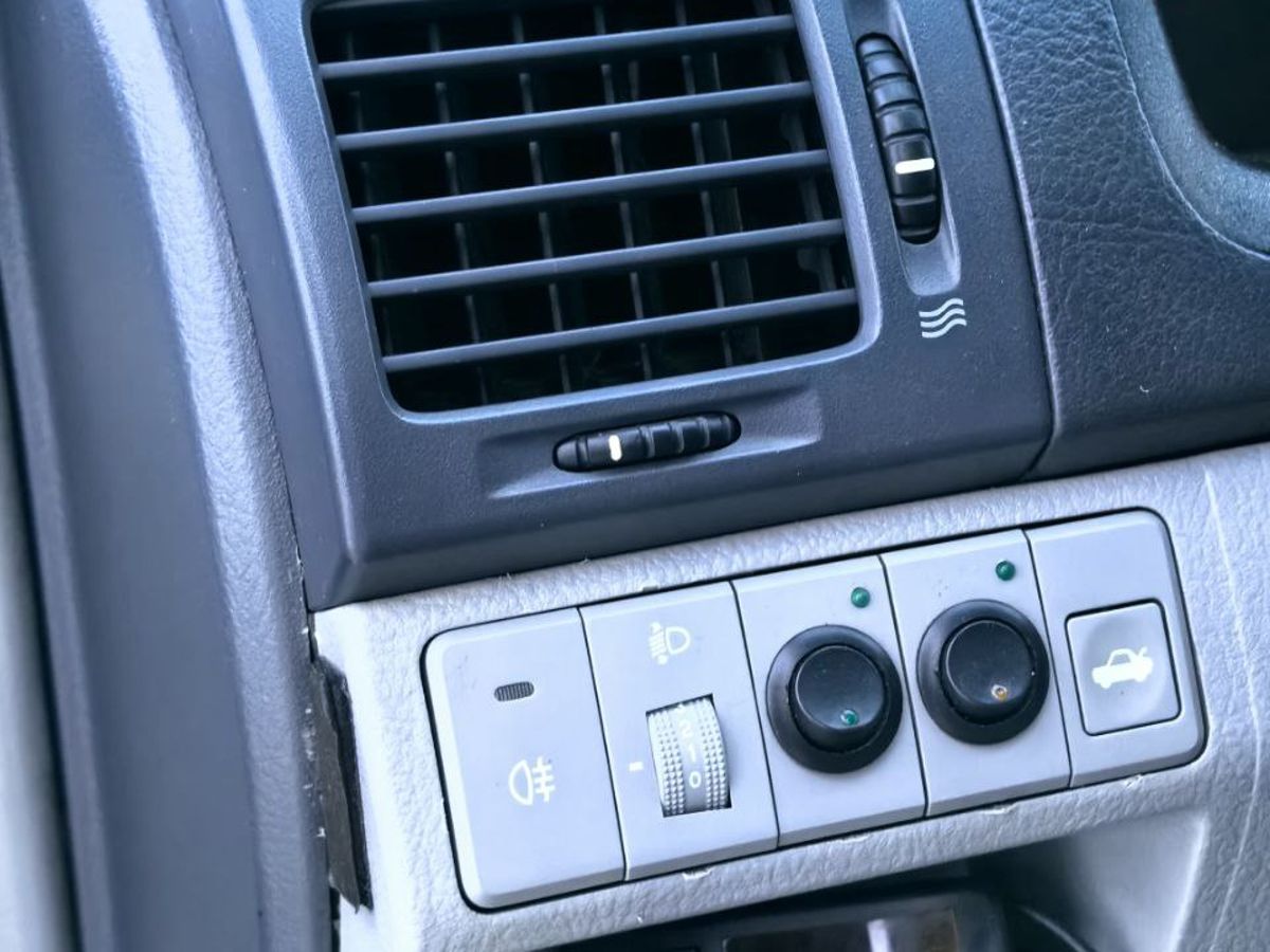 Kia Cerato 999 2006 г.в., 334 809 км.