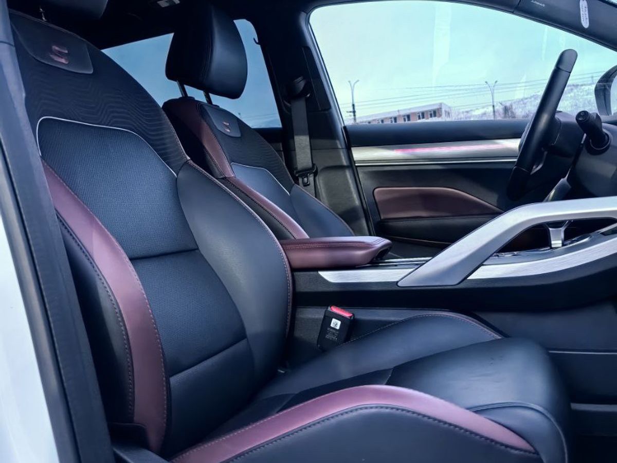 Geely Coolray Flagship Sport 2023 г.в., 16 856 км.