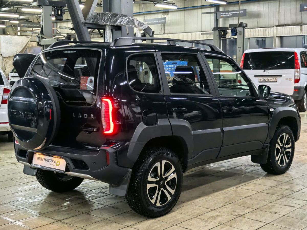 Lada Niva Travel Luxe'24 2024 г.в., 12 170 км.