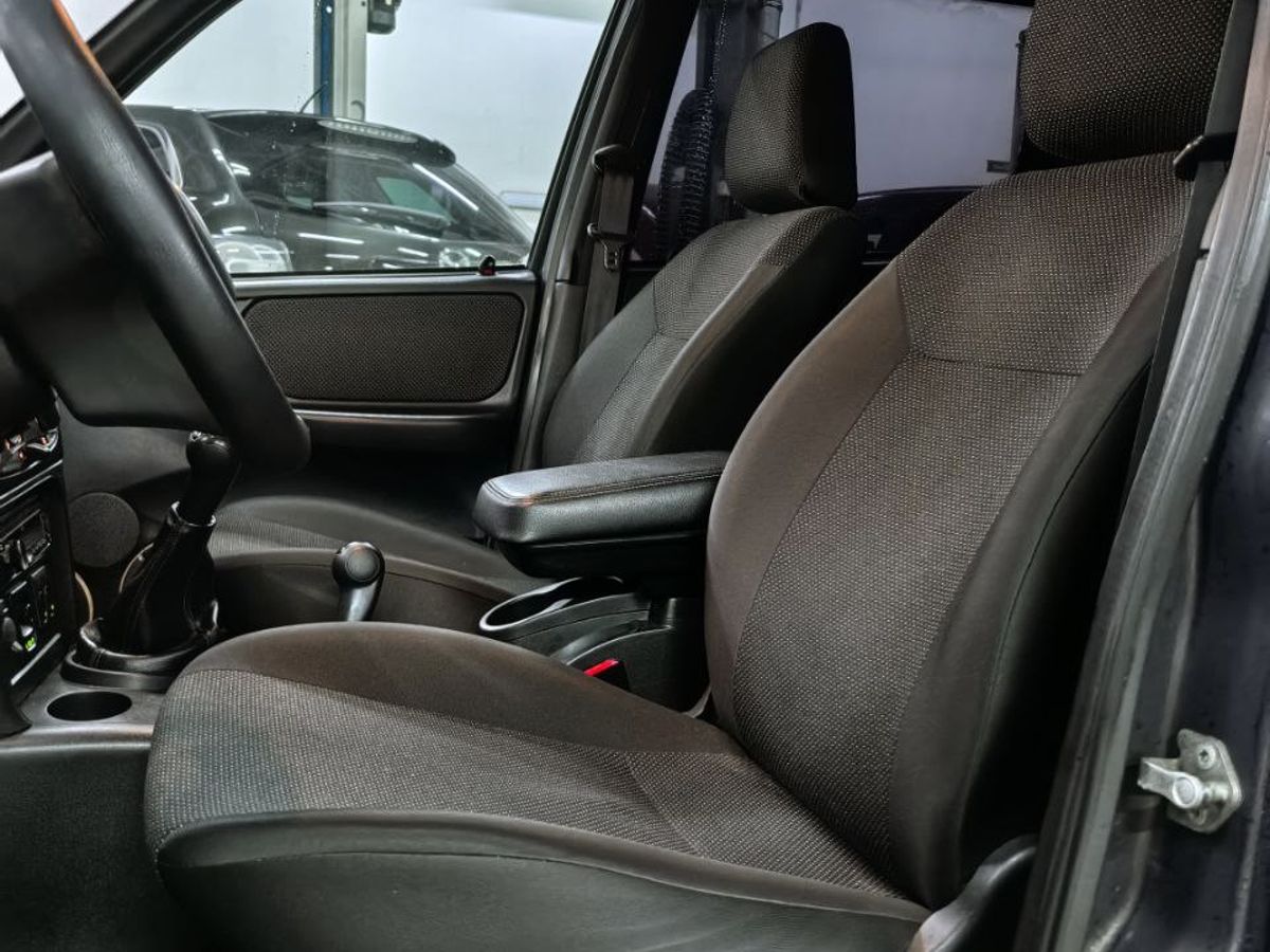 Chevrolet Niva GLC 2015 г.в., 198 000 км.