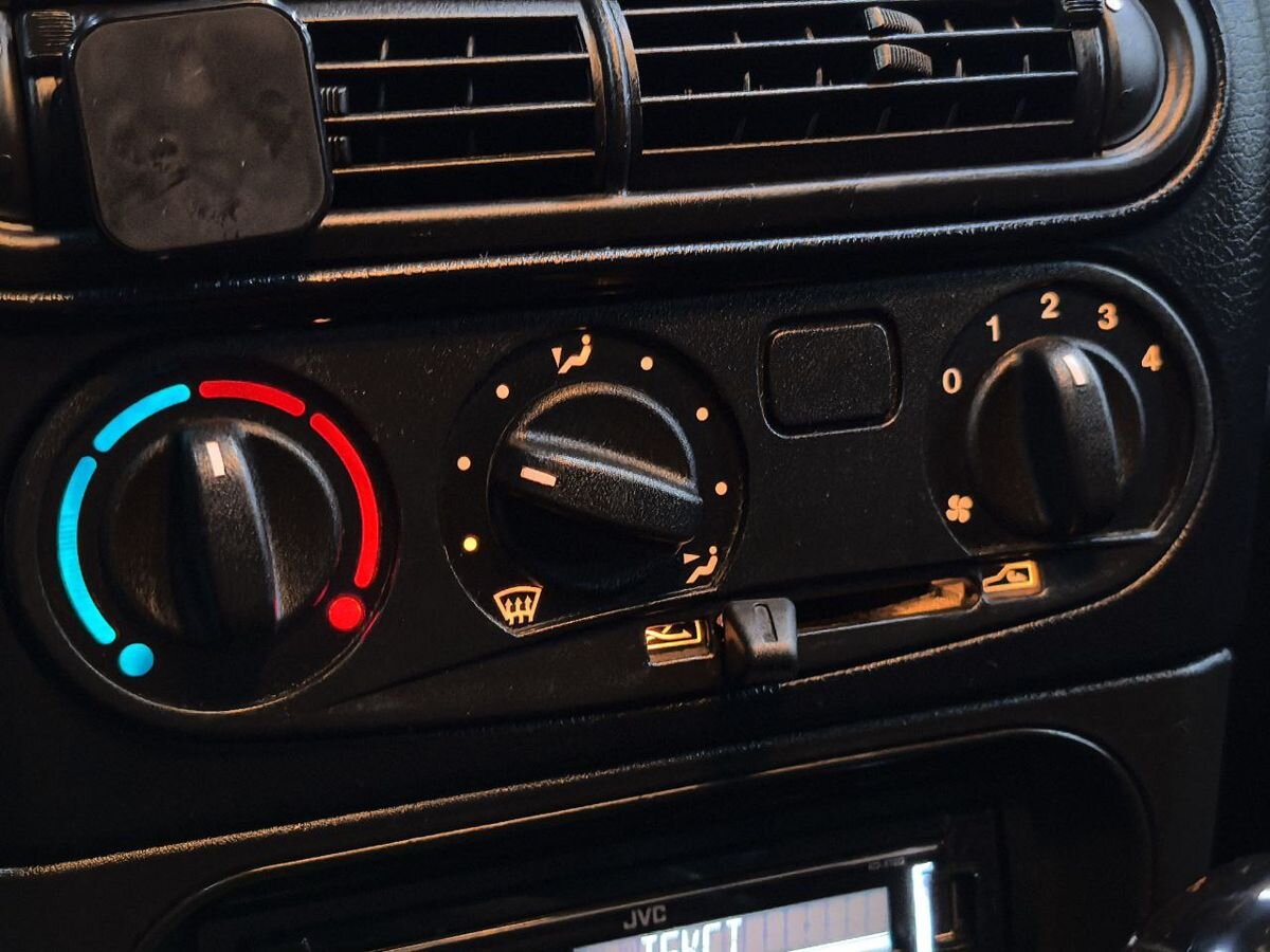 Chevrolet Niva GLC 2015 г.в., 198 000 км.