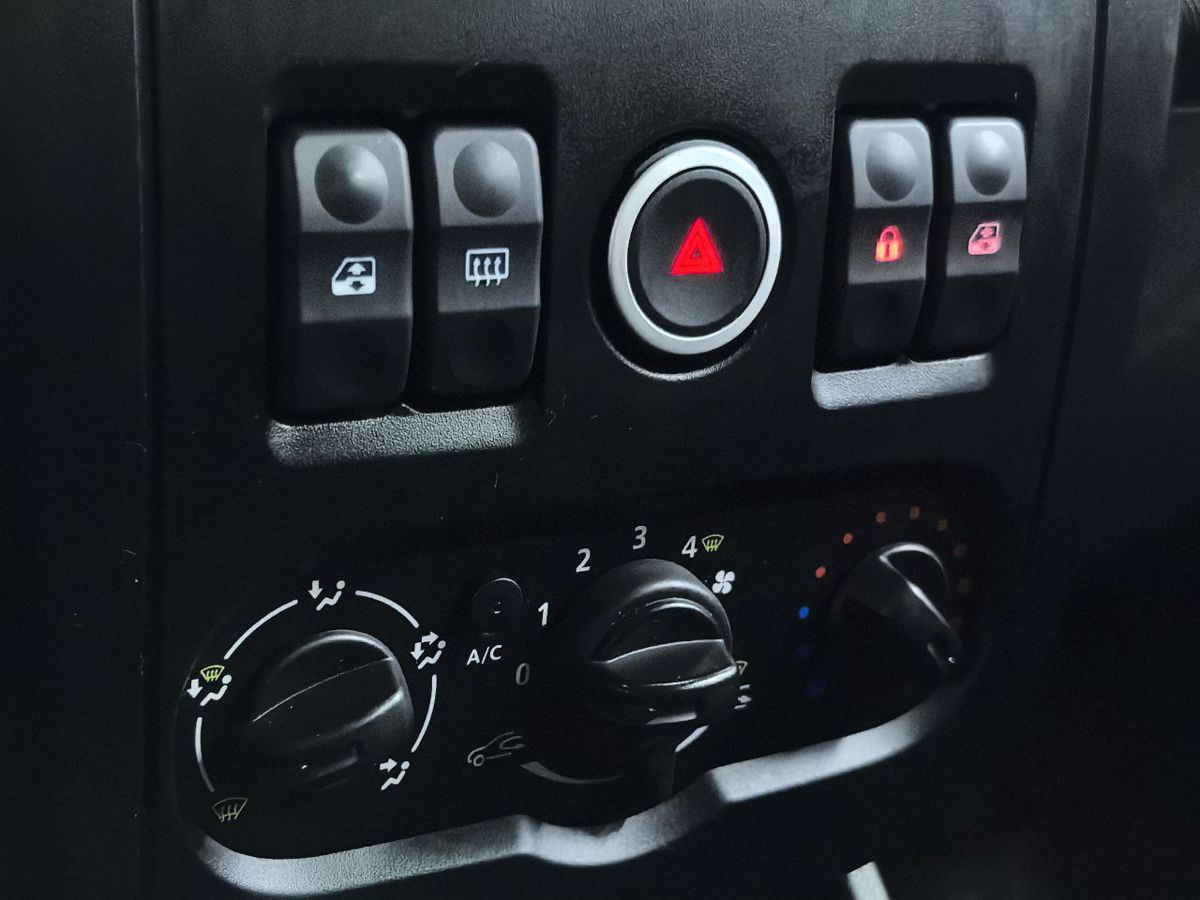 Lada Largus Classic (5 мест Air conditioner) 2017 г.в., 140 000 км.