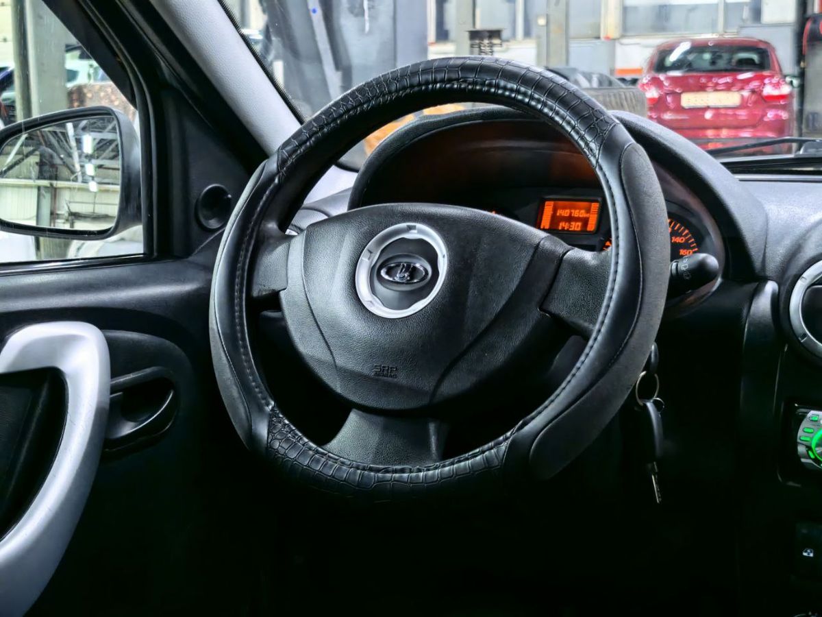 Lada Largus Classic (5 мест Air conditioner) 2017 г.в., 140 000 км.