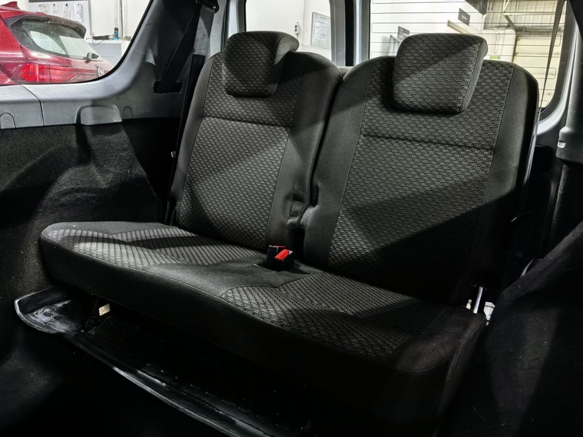 Lada Largus Classic (5 мест Air conditioner) 2017 г.в., 140 000 км.