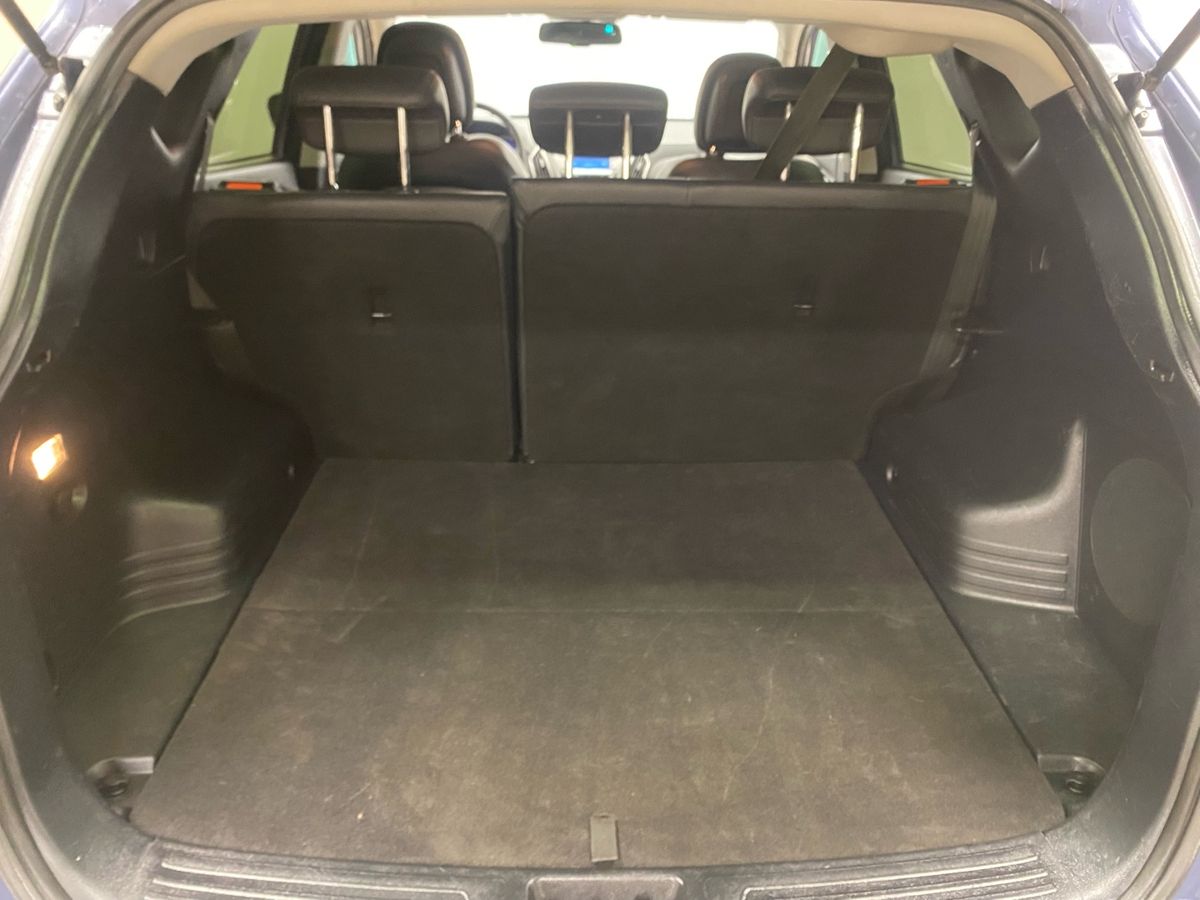 Hyundai ix35 Prestige 2012 г.в., 200 000 км.