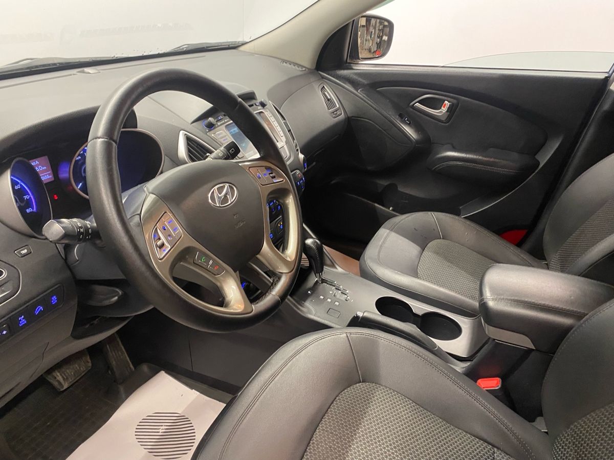 Hyundai ix35 Prestige 2012 г.в., 200 000 км.