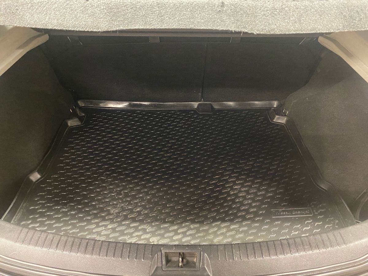 Nissan Qashqai XE 2011 г.в., 301 000 км.