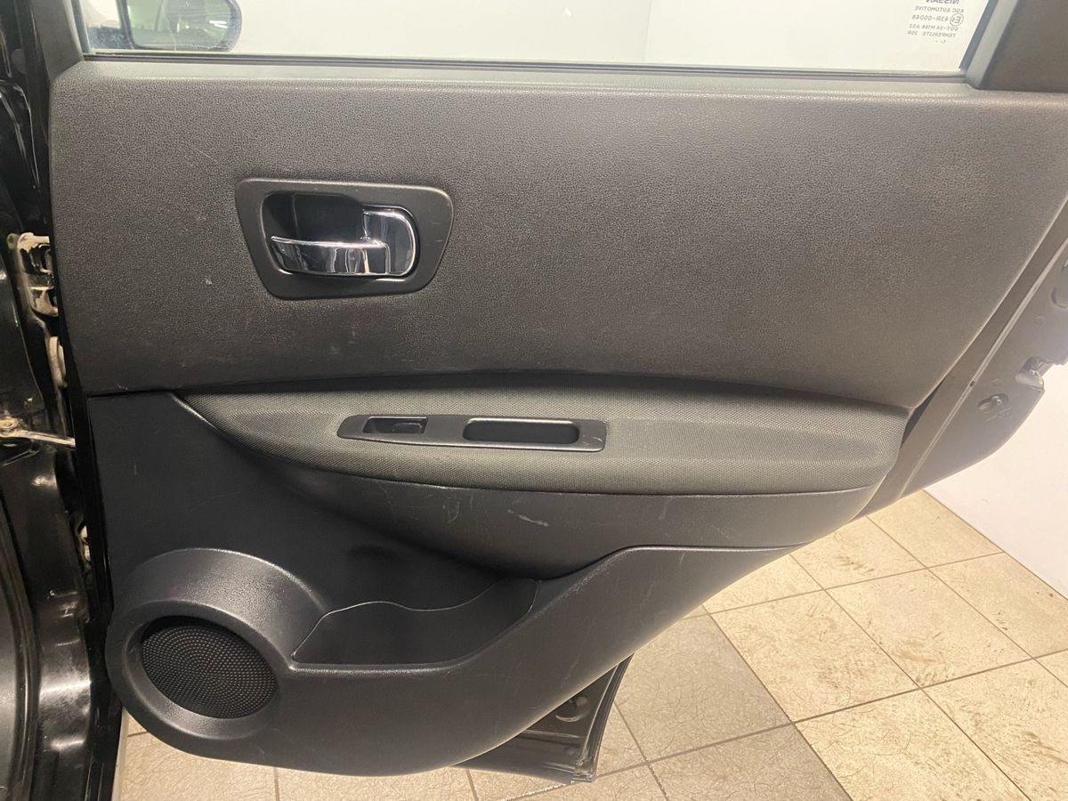 Nissan Qashqai XE 2011 г.в., 301 000 км.